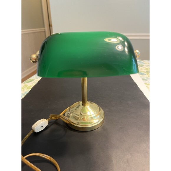 Underwriters Laboratories Portable Brass Bankers Desk Lamp Green Glass Tested - Picture 1 of 12